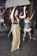 Sonakshi Sinha at the launch of Himmatwala_s item number in Mumbai on 22nd Feb 2013 (13).JPG