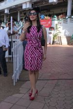 Sophie Chaudhary at Poonawala race in Mumbai on 24th Feb 2013 (82).JPG