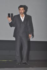 Ranbir Kapoor launches Blackberry Z10 in India in Grand, Hyatt, Mumbai on 25th Feb 2013 (20).JPG