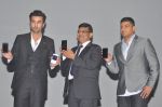 Ranbir Kapoor launches Blackberry Z10 in India in Grand, Hyatt, Mumbai on 25th Feb 2013 (40).JPG