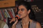 Kajol at the book launch of The Oath Of Vayuputras by Amish in Mumbai on 26th Feb 2013 (1).JPG