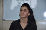 Tapsee Pannu at Chasme Badoor promotions in Mithibai College, Parel on 5th March 2013 (58).JPG