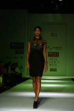 Model walks the ramp for Pallavi Mohan Show at Wills Lifestyle India Fashion Week 2013 Day 2 in Mumbai on 14th March 2013 (2).JPG