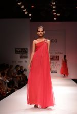 Model walks for Chandrani, Mrinalini, Dhruv-Pallavi Show at Wills Fashion Week 2013 Day 5 on 17th March  (128).JPG