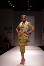 Model walks for Chandrani, Mrinalini, Dhruv-Pallavi Show at Wills Fashion Week 2013 Day 5 on 17th March  (6).JPG