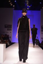 Model walks for Chandrani, Mrinalini, Dhruv-Pallavi Show at Wills Fashion Week 2013 Day 5 on 17th March  (92).JPG