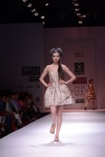 Model walks the ramp for Rehane Show at Wills Lifestyle India Fashion Week 2013 Day 5 in Mumbai on 17th March 2013 (97).JPG