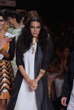 Neha Dhupia walk the ramp for Save Tigers Aircel Show at Lakme Fashion Week 2013 Day 5 in Grand Hyatt, Mumbai on 26th March 2013 (335).JPG