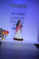 Shazahn Padamsee walk the ramp for Archana Kocchar Show at Lakme Fashion Week 2013 Day 5 in Grand Hyatt, Mumbai on 26th March 2013 (242).JPG