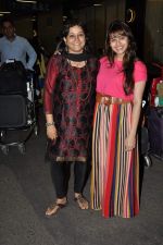 leave for TOIFA in Mumbai on 1st April 2013 (2).JPG