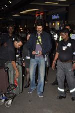 Harman Baweja leave for TOIFA DAY 2 in Mumbai on 2nd April 2013 (44).JPG