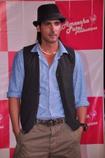 Zayed Khan at Amessha Patel_s production house launches new film ventures in Mumbai on 2nd April 2013 (193).JPG