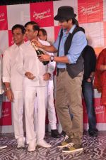 Zayed Khan, Abbas Mastan at Amessha Patel_s production house launches new film ventures in Mumbai on 2nd April 2013 (30).JPG