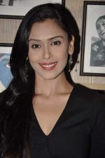 Hrishita Bhatt snapped at The Calcutta Club in Mumbai on 8th April 2013 (5).JPG