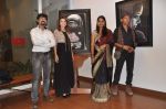 Raageshwari Loomba at Gautam patole art event in Nehru Centre, Mumbai on 9th April 2013 (16).JPG