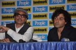 Bobby Deol, Dharmendra at People magazine April 2013 cover launch in Landmark, Mumbai on 15th April 2013 (32).JPG
