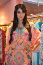 Sonal Chauhan at Manish Arora_s first store in Juhu, Mumbai on 15th April 2013 (43).JPG