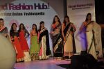 at Grand Fashion hub website launch in Juhu, Mumbai on 15th April 2013 (20).JPG