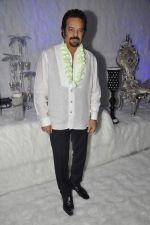 Akbar Khan at Poonam Dhillon_s birthday bash and production house launch with Rohit Verma fashion show in Mumbai on 17th April 2013 (50).JPG