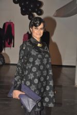 Sona Mohapatra at Kallol Dutta previews Fall Winter 2013 in Mumbai on 18th April 2013 (73).JPG