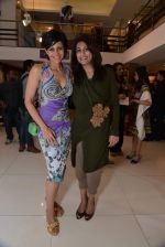 Mandira Bedi at Harper_s Bazaar India & Samsaara preview Spring-Summer collections in Mumbai on 19th April 2013 (62).JPG