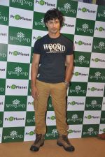 Vidyut jamwal unveils Woodland_s Spring summer collection in Bandra, Mumbai on 23rd April 2013(22).JPG