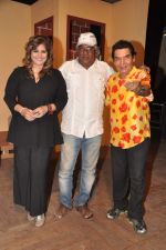 Asrani returns with a play for Ektaa Theatre Group in Bandra, Mumbai on 26th April 2013 (19).JPG