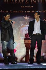 Salman Khan at Bharat N Dorris makeup awards in Mumbai on 29th April 2013 (138).JPG