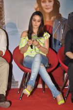 Preity Zinta at Ishq in Paris promotional activity in Cinemax, Mumbai on 30th April 2013 (11).JPG