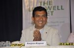 Sanjeev Kapoor at the launch of Live Well Diet book in Ravindra Natya Mandir on 3rd May 2013 (52).JPG