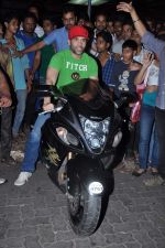 Tusshar Kapoor visits gaiety in Bandra, Mumbai on 3rd May 2013 (22).JPG