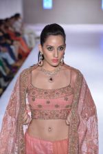 Model walks for Shaina NC showcases her bridal line at Weddings at Westin show with Jewellery by gehna on 5th May 2013 (208).JPG