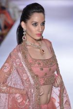 Model walks for Shaina NC showcases her bridal line at Weddings at Westin show with Jewellery by gehna on 5th May 2013 (210).JPG