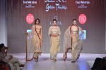 Model walks for Shaina NC showcases her bridal line at Weddings at Westin show with Jewellery by gehna on 5th May 2013 (221).JPG