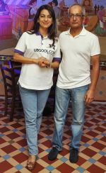 Juhi Chawla with husband Jay Mehta at Pizza Metro Pizza.jpg