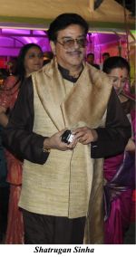 Shatrugan Sinha at the Reception of Jai Singh and Shradha Singh on 7th May 2013.jpg