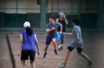 Aamir Khan snapped playing football with Daughter Ira in Bandra, Mumbai on 8th May 2013 (8).JPG