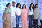 Kangana Ranaut, Abhishek Kapoor, Shraddha Kapoor with their mom at P&G thank you mom event in Bandra, Mumbai on 8th May 2013 (22).JPG