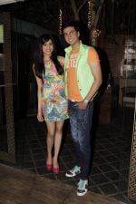 Adah Sharma and Dev Goel at the press conference of Hum Hai Raahi Car Ke in Suburban Lounge, Mumbai on 11th May 2013 (3).jpg