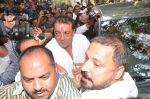 Sanjay Dutt surrenders before TADA court in Mumbai on 16th May 2013 (1).JPG