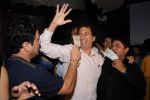 Ali Asgar, Kurush Deboo and Ashiesh Roy at Ashiesh Roy_s Birthday Party in Mumbai on 18th May 2013.JPG