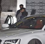 Ranbir Kapoor snapped as he returns from a private jet from Kanpur in Mumbai on 18th May 2013 (4).JPG