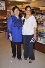 Alvira Khan at Aban Deohan_s book launch in Bandra, Mumbai on 25th May 2013 (20).JPG