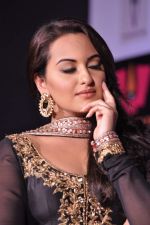 Sonakshi Sinha at the First look & trailer launch of Once Upon A Time In Mumbaai Again in Filmcity, Mumbai on 29th May 2013 (5).JPG