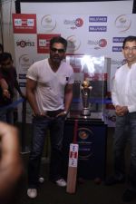 Sunil Shetty unveils ICC Champions trophy in Smash, Mumbai on 31st May 2013 (30).JPG