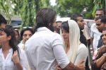 Priyanka Chopra at Priyanka Chopra_s dad funeral in Mumbai on 10th June 2013 (154).JPG