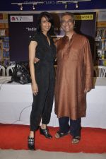 at the launch of Mahesh Dattan_s black comedy Big Fat City in Crossword, Mumbai on 14th June 2013 (24).JPG