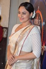 Sonakshi Sinha at Lootera film promotions on the sets of Star Plus India Dancing Superstar in Filmcity on 17th June 201 (43).JPG