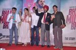 Sonam Kapoor, Rakeysh Omprakash Mehra, Milkha Singh, Farhan Akhtar at the Audio release of Bhaag Milkha Bhaag in PVR, Mumbai on 19th June 2013 (46).JPG