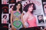 Kangana Ranaut at the launch of Stardust Cover Launch in Magna Lounge, Mumbai on 25th June 2013 (44).JPG